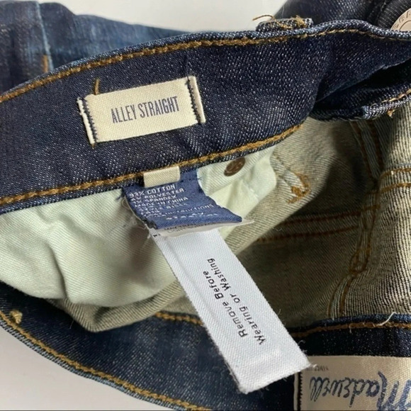 Madewell • Dark Wash Alley Straight Jeans - Picture 8 of 8